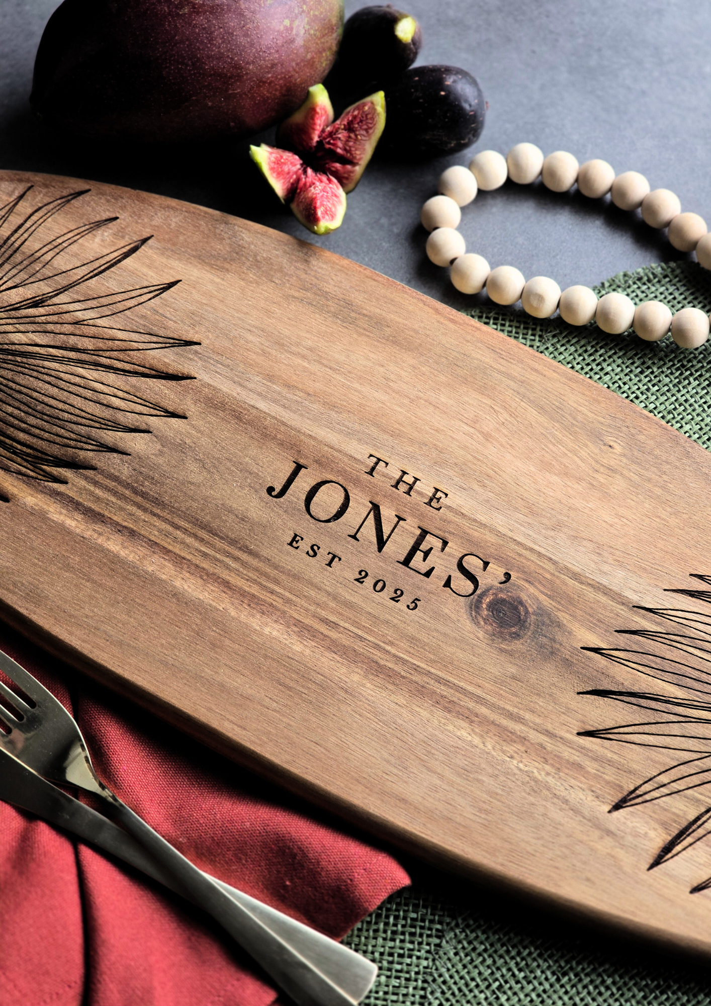 Personalised Acacia Serving and Chopping Board – Custom Name & Date Gift