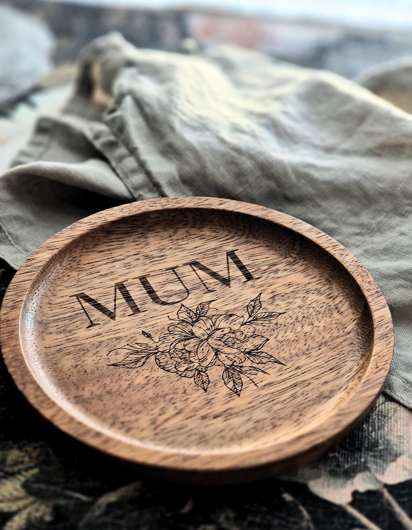 Personalised Natural Wood Trinket Tray Small – Custom Mother’s Gift