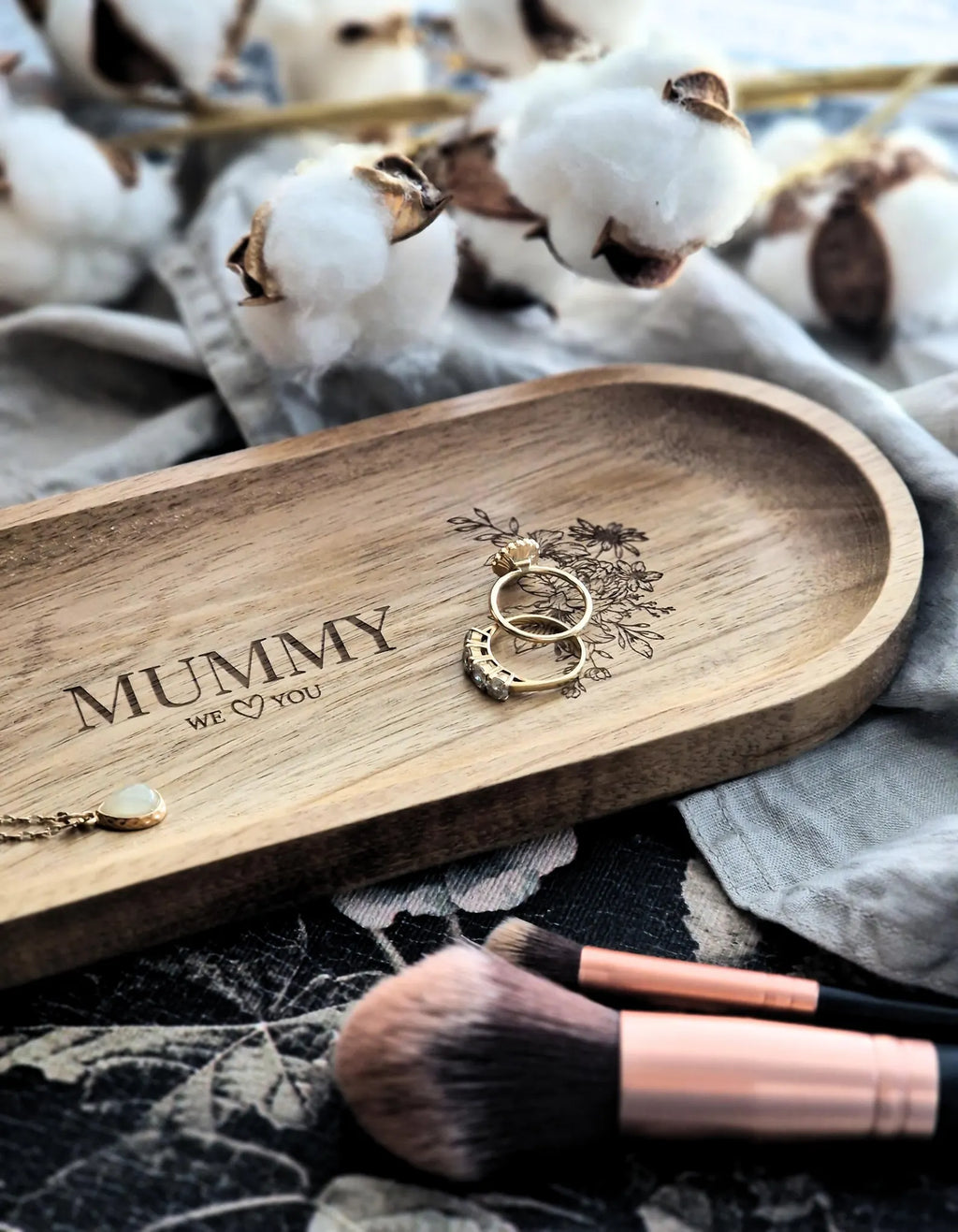 Personalised Natural Wood Trinket Tray – Custom Engraved Mother’s Gift