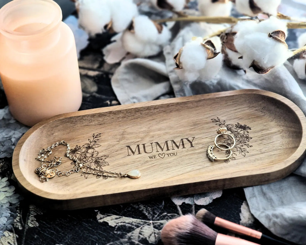 Personalised Natural Wood Trinket Tray – Custom Engraved Mother’s Gift